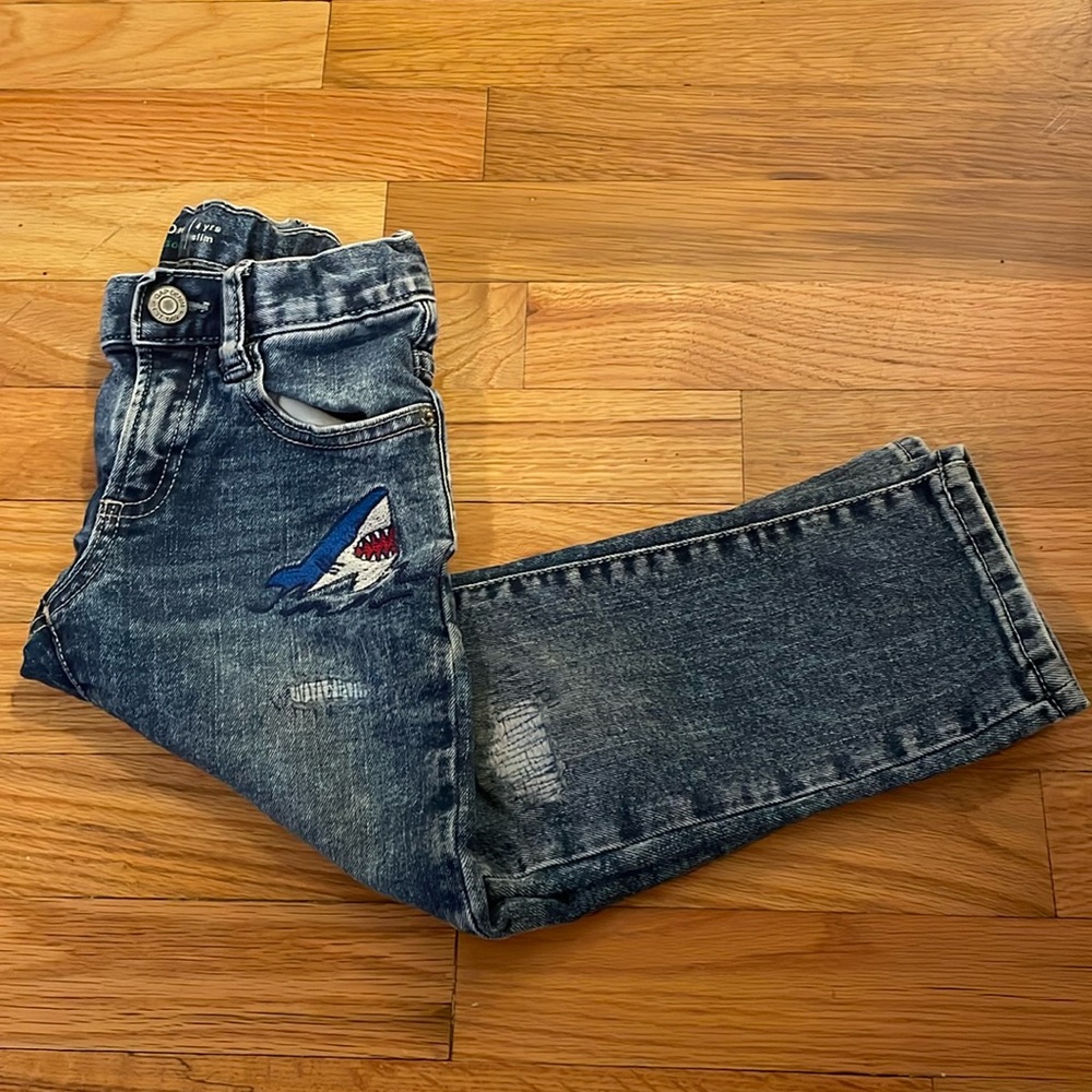 Distressed Jeans toddler size 4